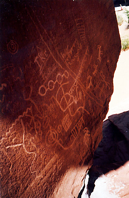 petroglyphs, 
atlatl rock