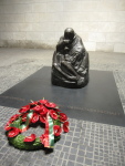 Germany could only honor its dead in the most general way: by lamenting the loss of a mother's son.